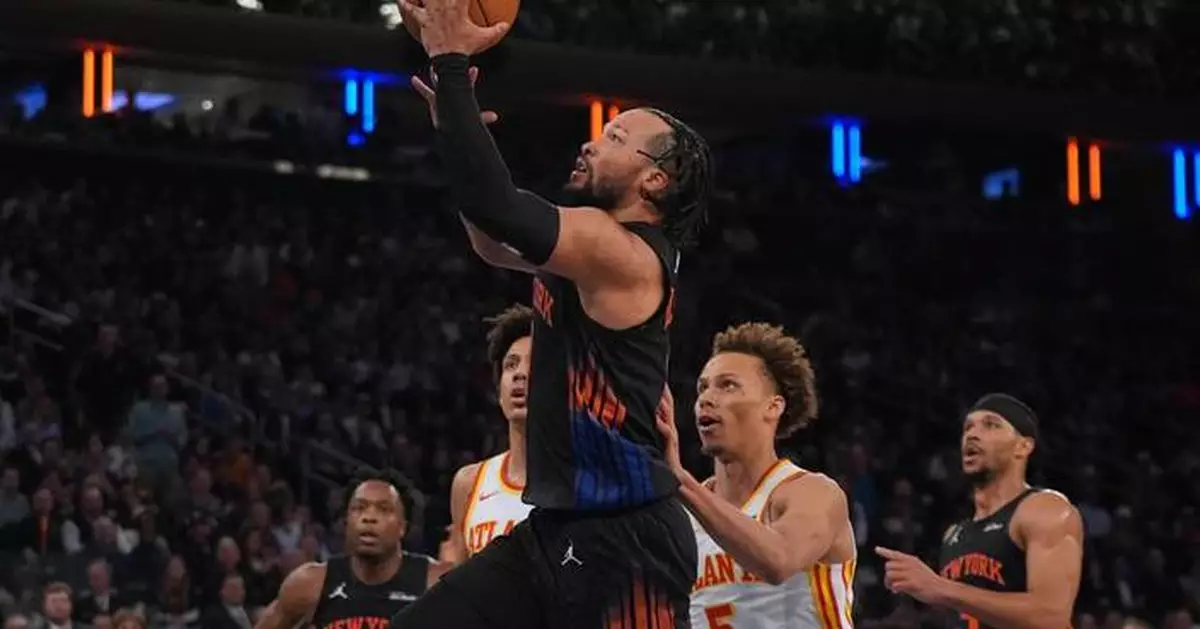 Jalen Brunson scores 39 points and the Knicks rout the Hawks 126-97 for a 3-2 series lead