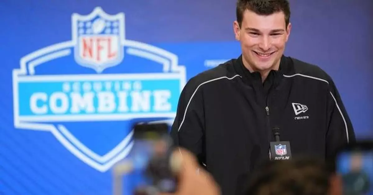 Raiders coach Klint Kubiak doesn't want a rookie QB to start Week 1 in right scenario