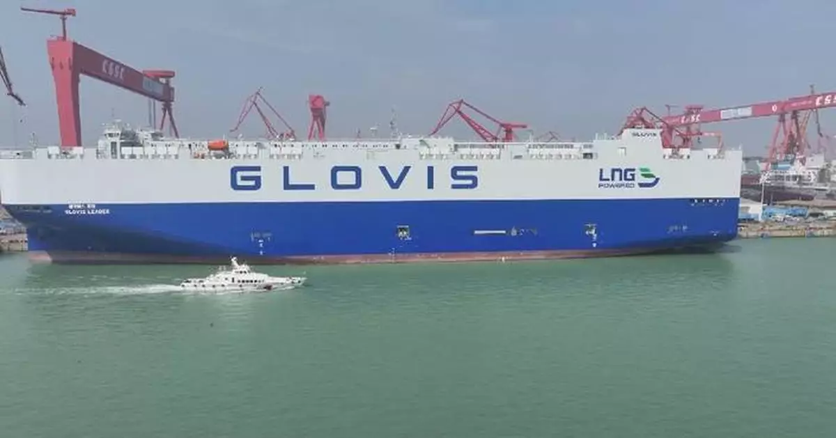 World's first 10,000-vehicle dual-fuel carrier delivered in China