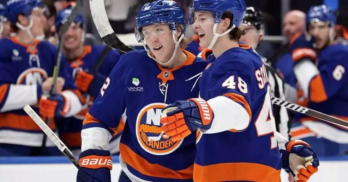 Islanders' Matthew Schaefer ties Brian Leetch's NHL record for goals by a rookie defenseman