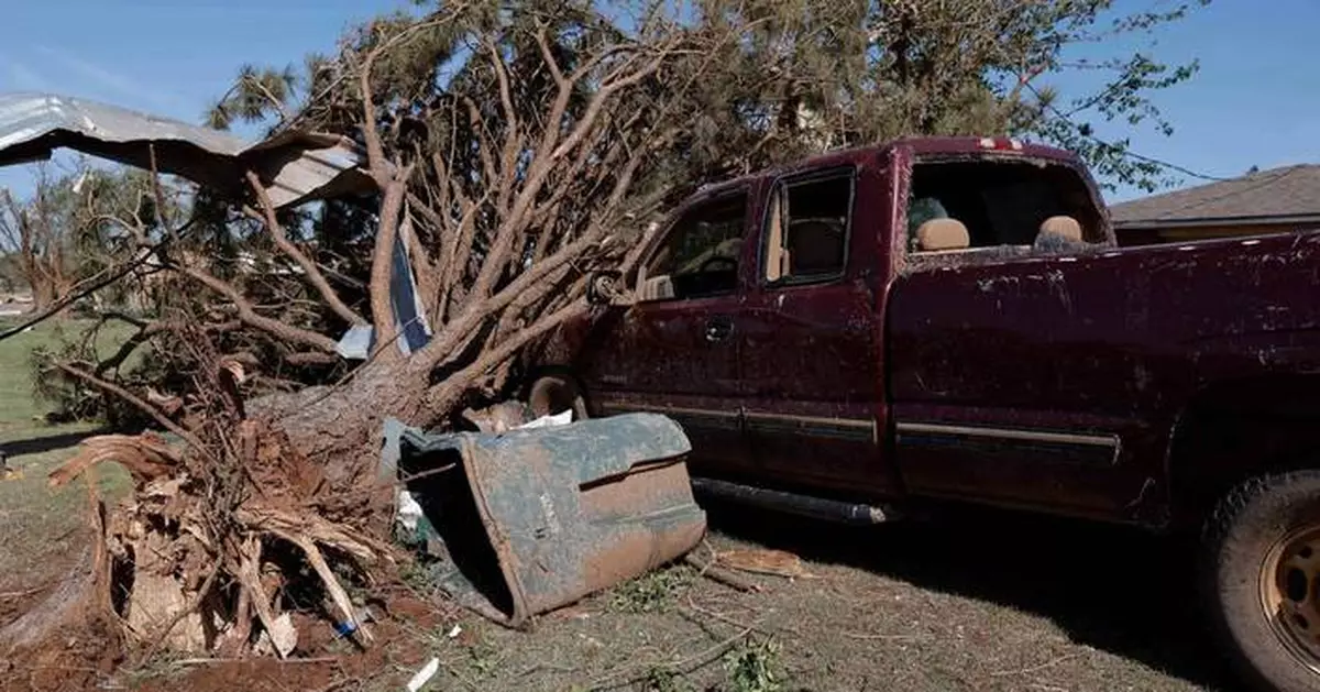 Photos show tornado damage that ripped through Oklahoma