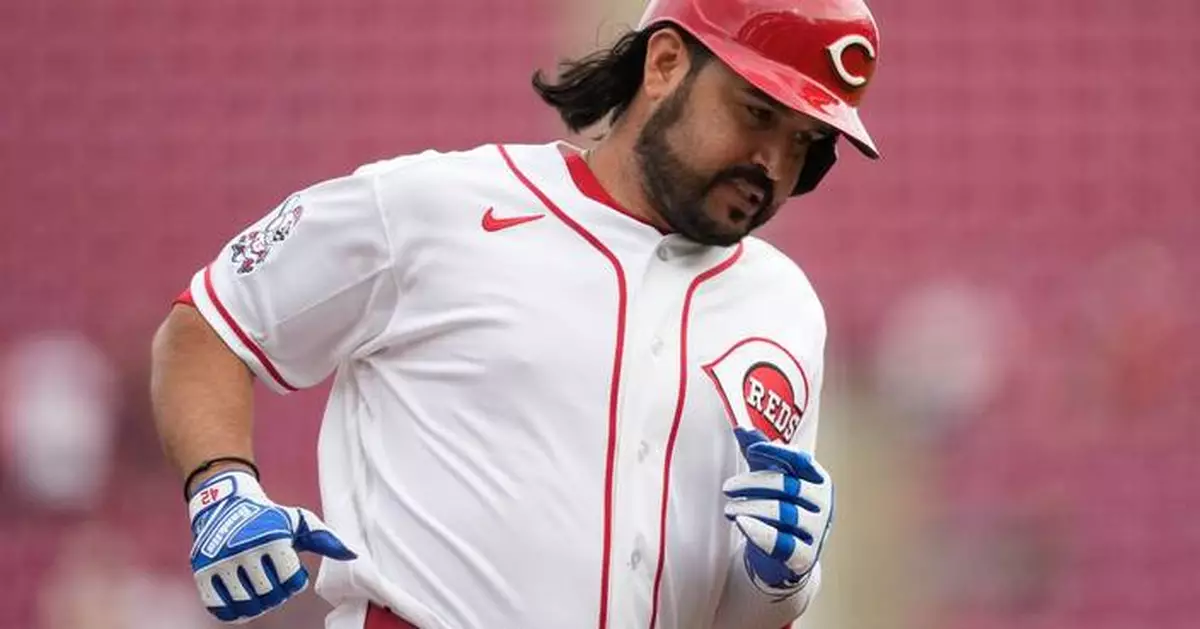 Reds place Eugenio Suárez on 10-day injured list with oblique strain