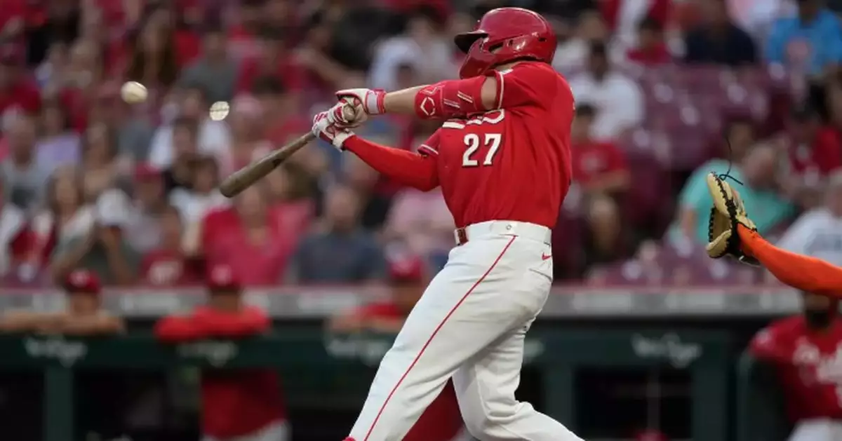 Stewart and Steer go deep, Reds beat Giants