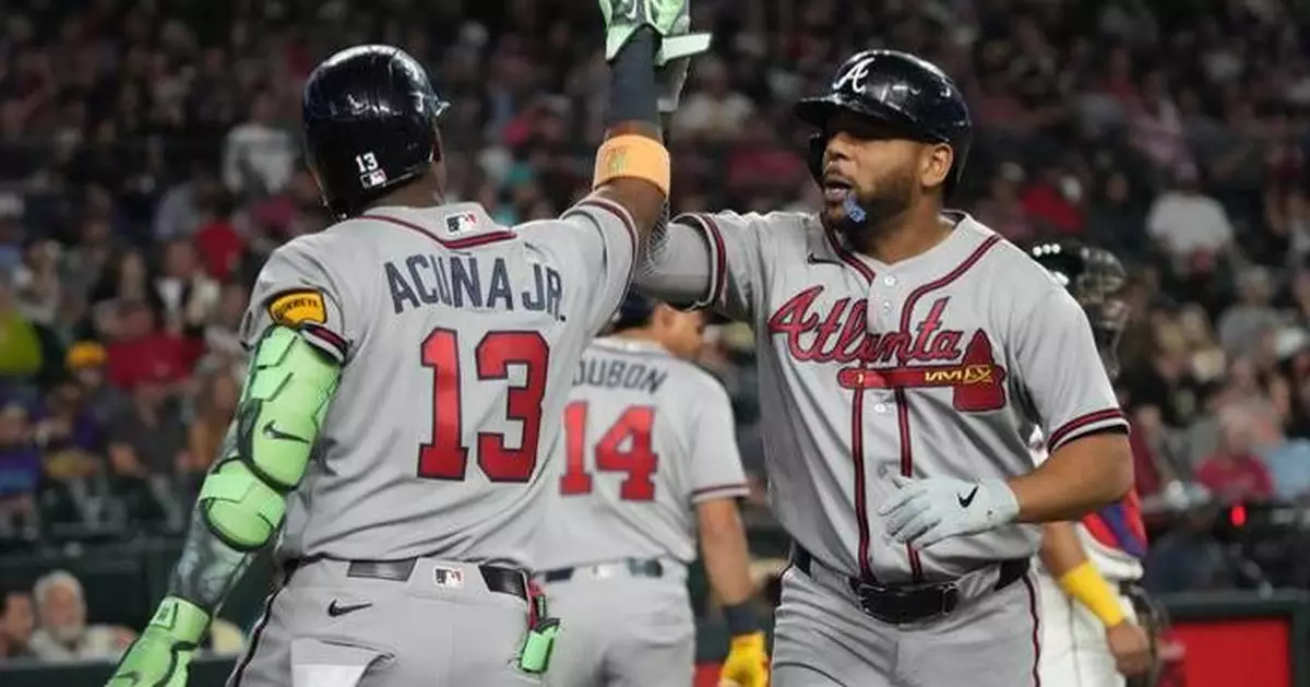 Braves ride an 8-run fifth inning and cruise past the Diamondbacks, 17-2