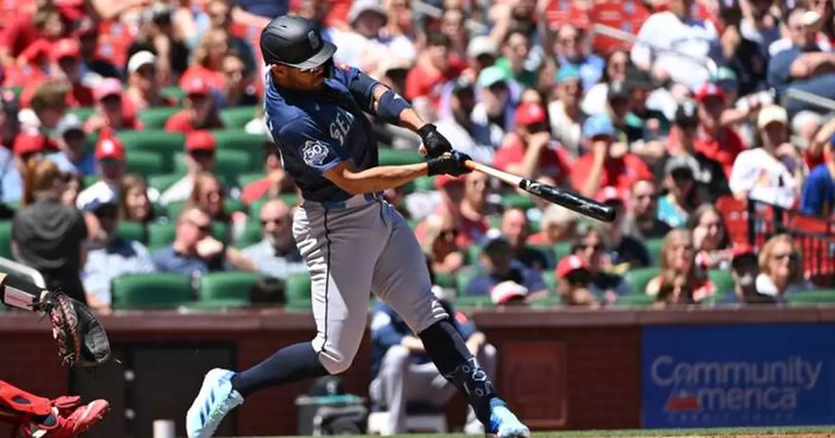 Mariners outlast Cardinals 11-9 in game that featured 8 home runs