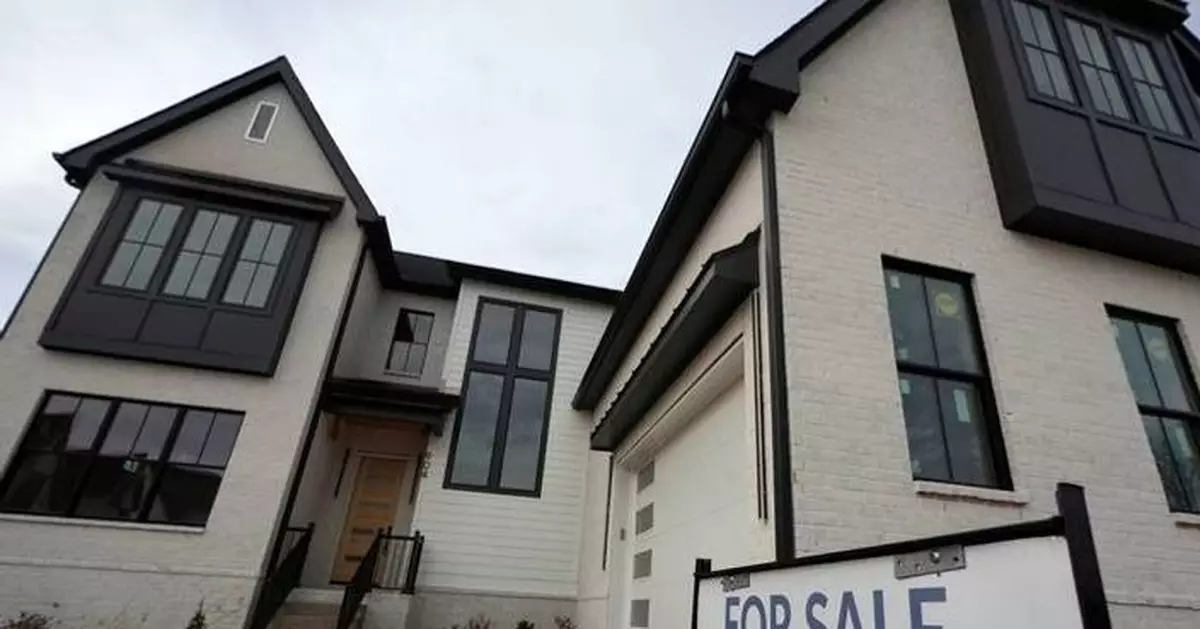 US home sales fall in March, marking a slow start to the spring homebuying season