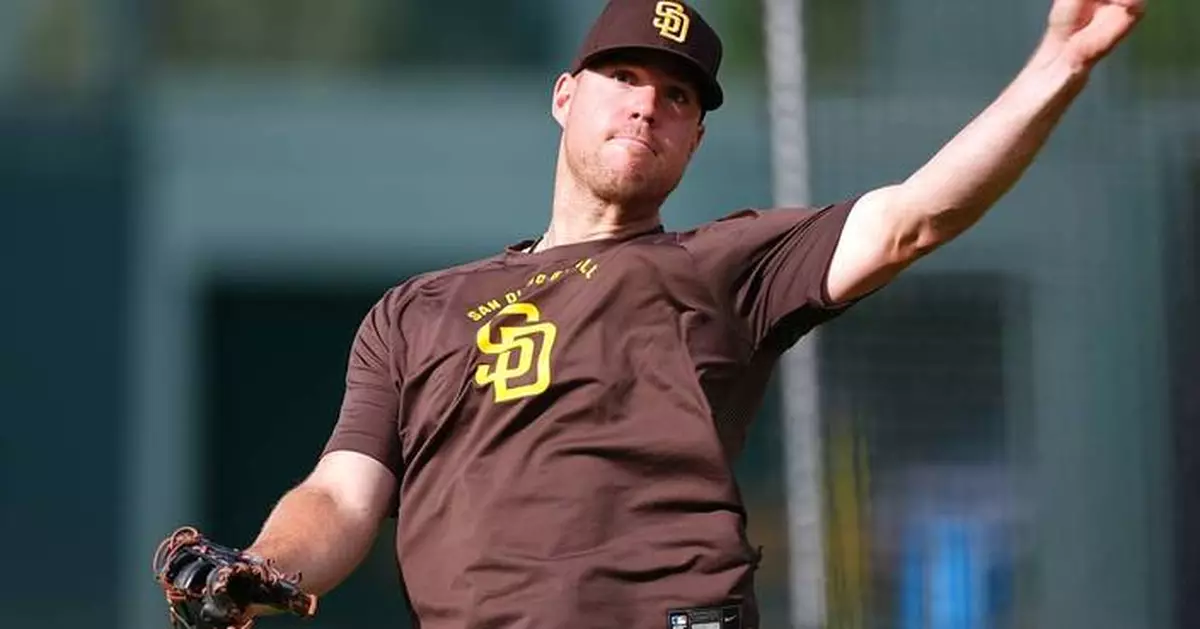 Sheets celebrates 30th birthday with go-ahead 3-run HR as Padres rally to beat Rockies 10-8