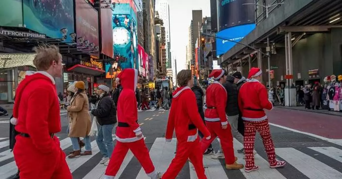 Popular NYC SantaCon charity fundraiser was more con than Claus, authorities say