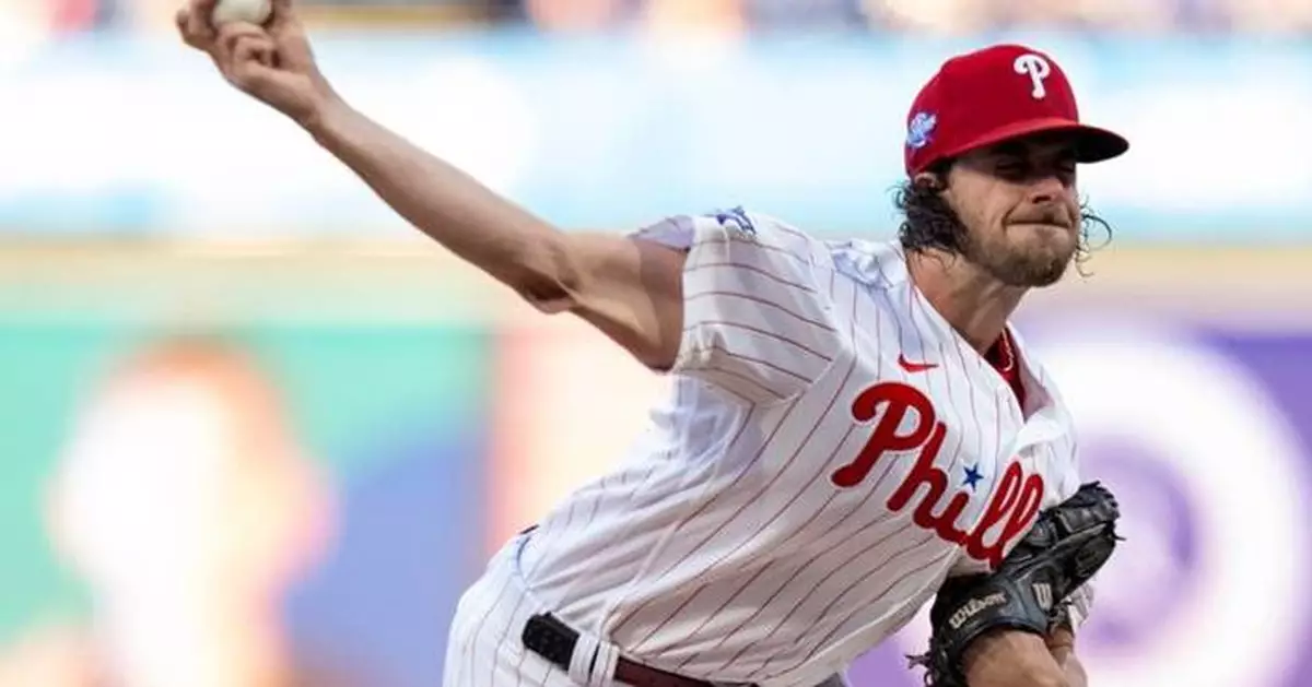 Kelly, Rea help lead the Cubs to a 10-4 comeback win over the Phillies