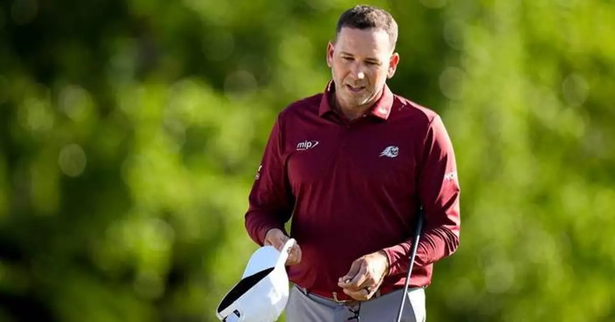 Garcia breaks driver in frustration at Masters, then carries Rahm's clubs in eventful early pairing