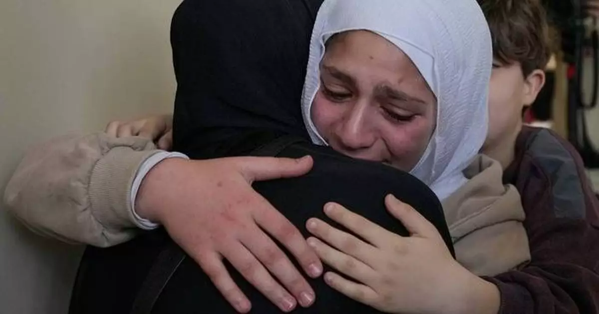 Consecutive Israeli strikes kill 4 Lebanese medics as Israel-Hezbollah war grinds on