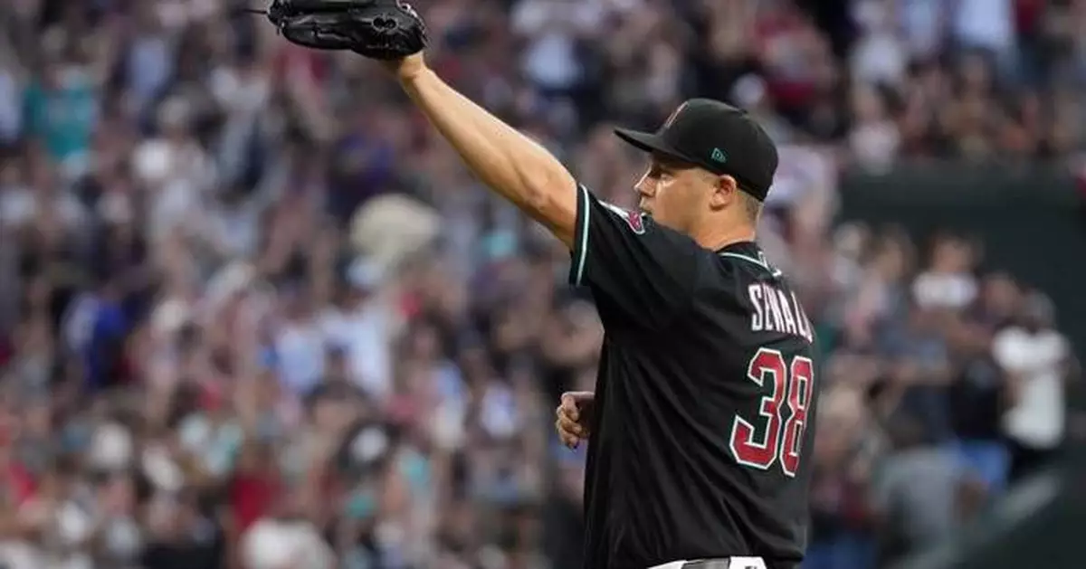 Diamondbacks score twice on bunt and throwing error, hold off Braves 2-1