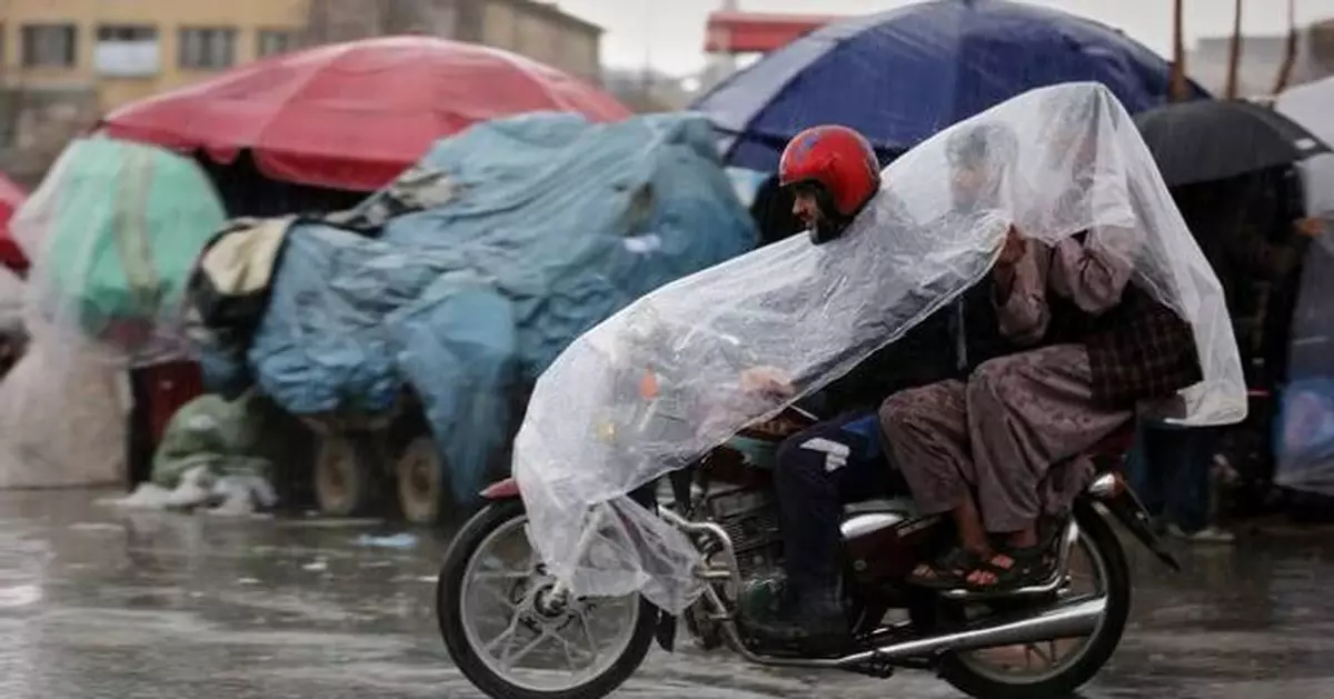 Afghan authorities say 14 more people die as a result of extreme weather and flooding