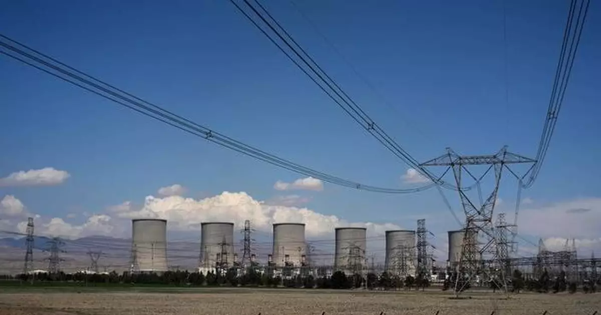 Iranians fear power outages and further attacks as Trump's deadline nears