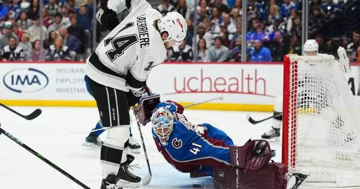 Wedgewood’s 24 saves lift No. 1-seeded Avalanche past Kings in Stanley Cup opener