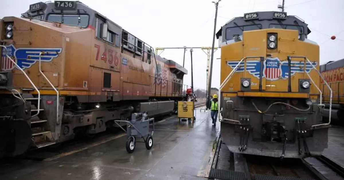 Union Pacific argues for its $85B acquisition of Norfolk Southern in new railroad merger application