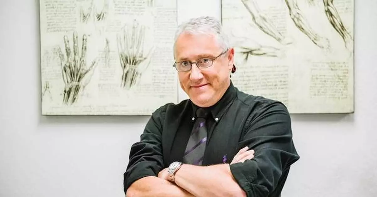 Aerendir Mobile Clarifies Identity Confusion Involving CEO Dr. Martin A. Zizi