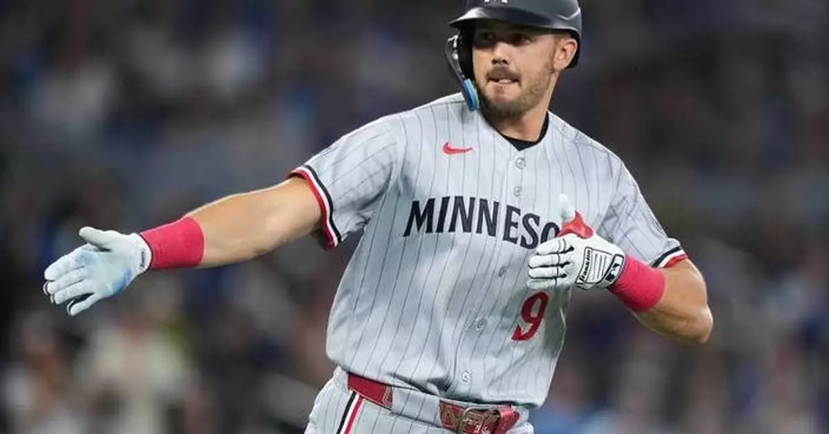 Trevor Larnach hits 3-run homer in 7-run 3rd inning as Twins beat Blue Jays 7-4