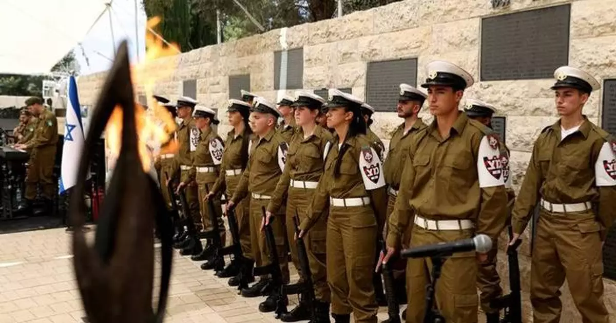 Israel pauses for Memorial Day, a public day for mourning in the shadow of war
