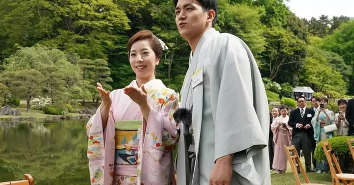 Olympic pairs figure skating gold medalists Riku Miura and Ryuichi Kihara retire