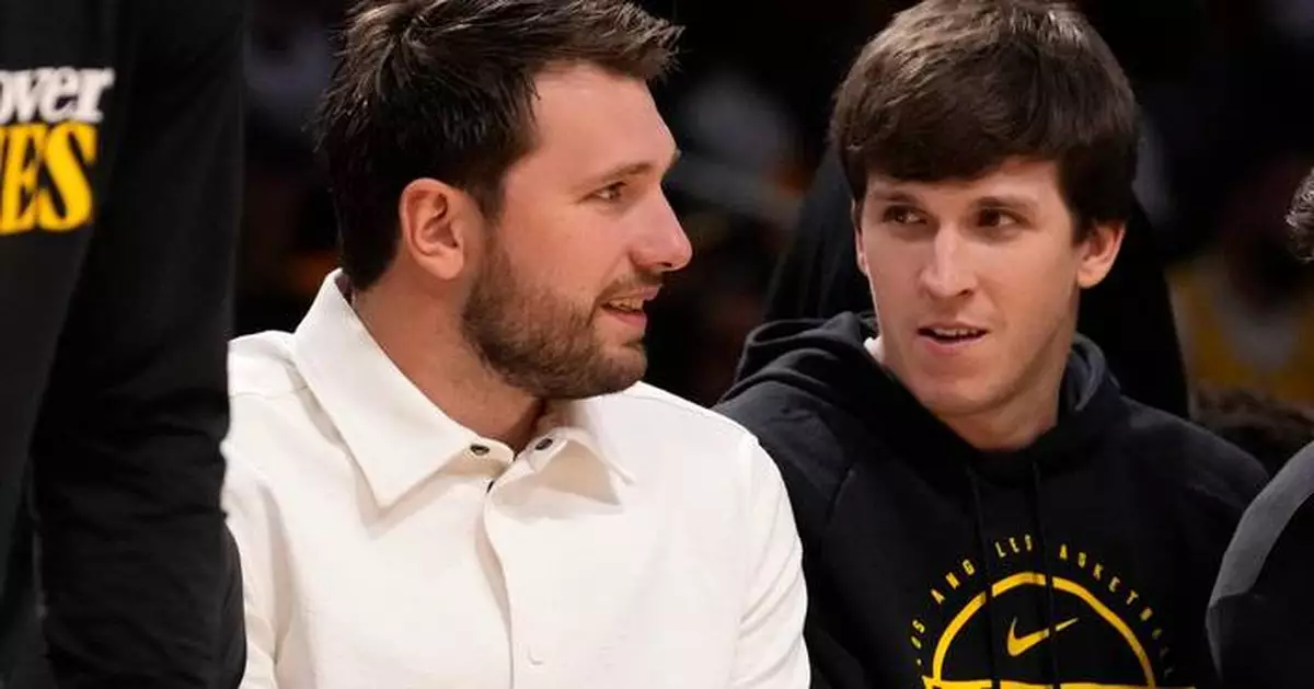 Austin Reaves hopes to return to Lakers for pivotal Game 5 vs Rockets after nearly 4 weeks out