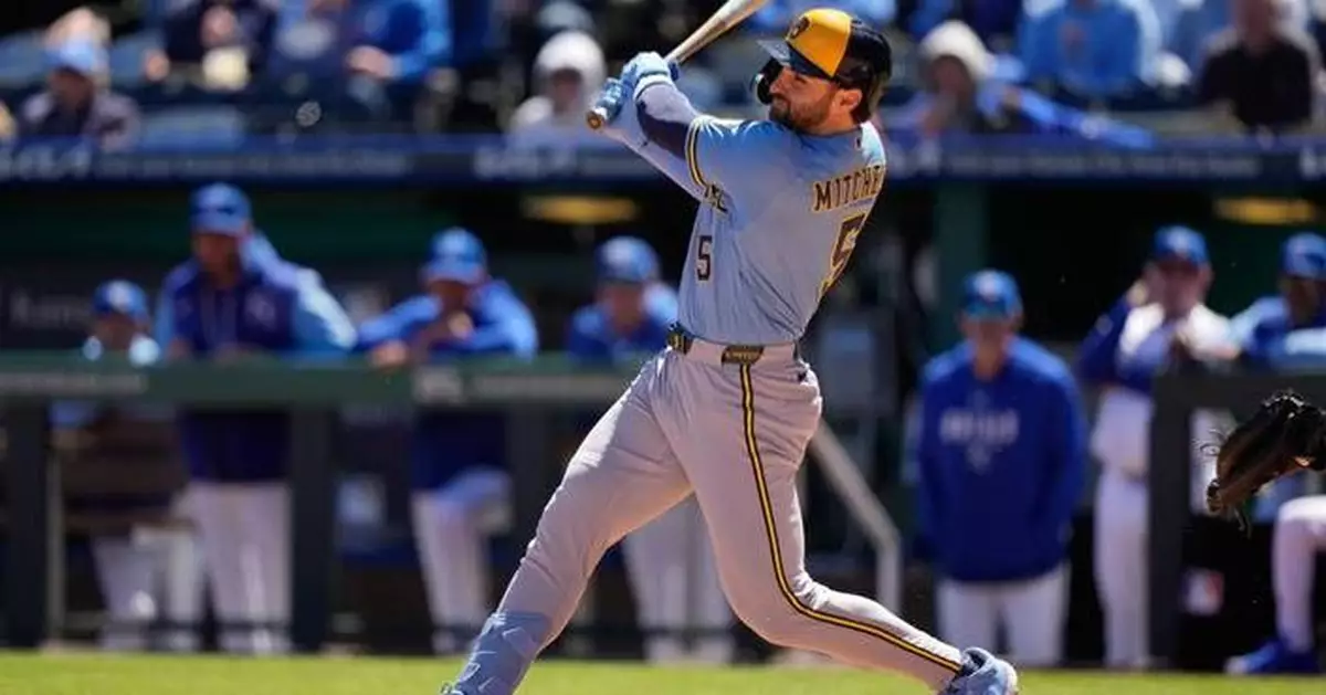 Mitchell provides all the Brewers offense in 5-2 win over Royals to open their split doubleheader