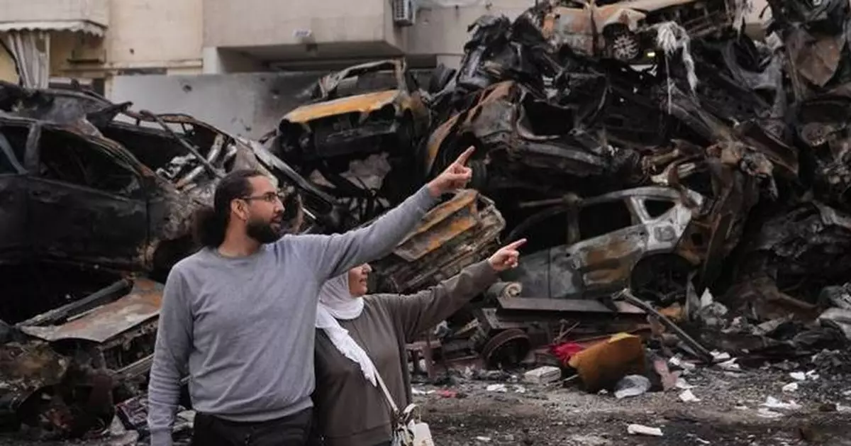 Pakistani delegation meets in Tehran hoping for more US-Iran talks before ceasefire ends