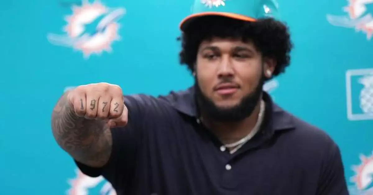 Dolphins' new coach and GM bet big on toughness in the NFL draft