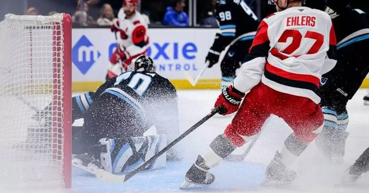 Metropolitan champion Hurricanes beat Mammoth 4-1 for 6th win in 7 games