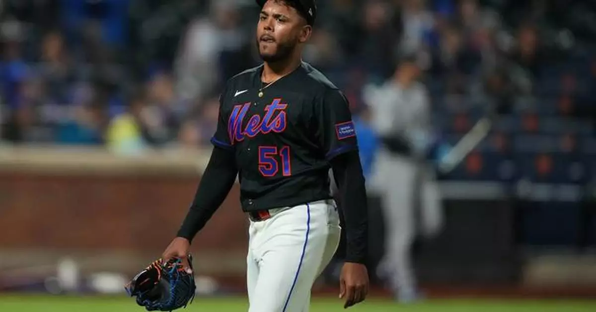 Rockies-Mets game is postponed by rain, setting up a doubleheader on Sunday