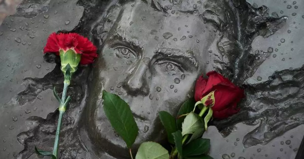 The top photos of the day by AP photojournalists