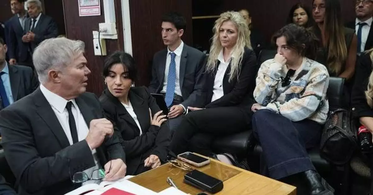 New trial over Diego Maradona's death resumes in Argentina against 7 health care professionals