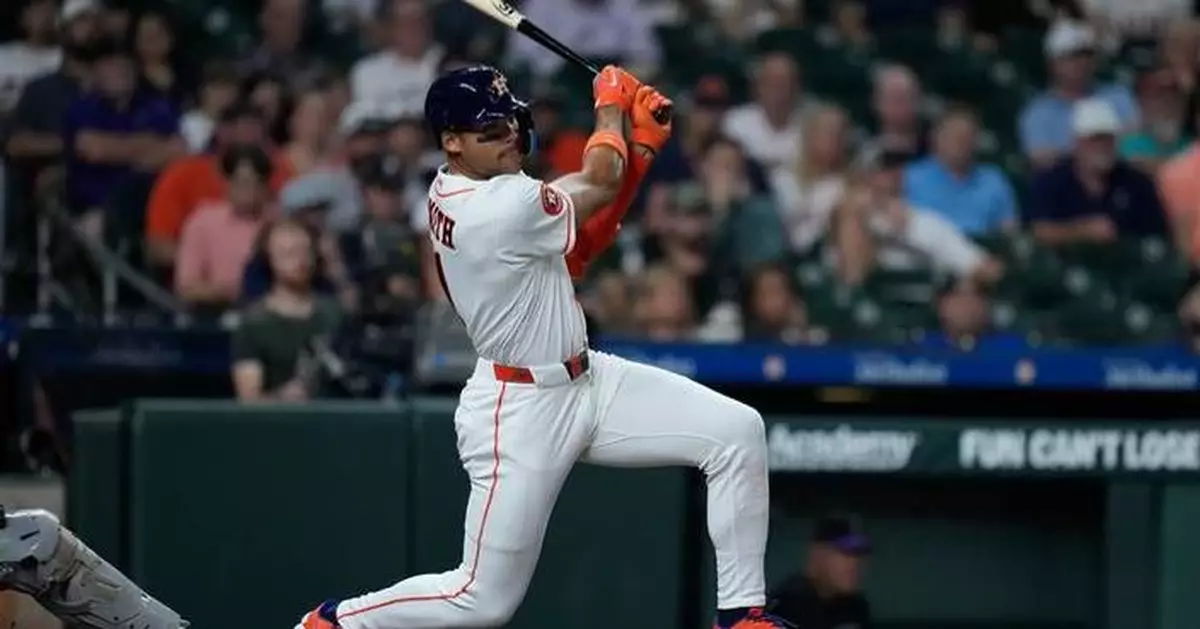 Astros snap 8-game losing streak, beat Rockies 7-6 behind big night from Christian Walker