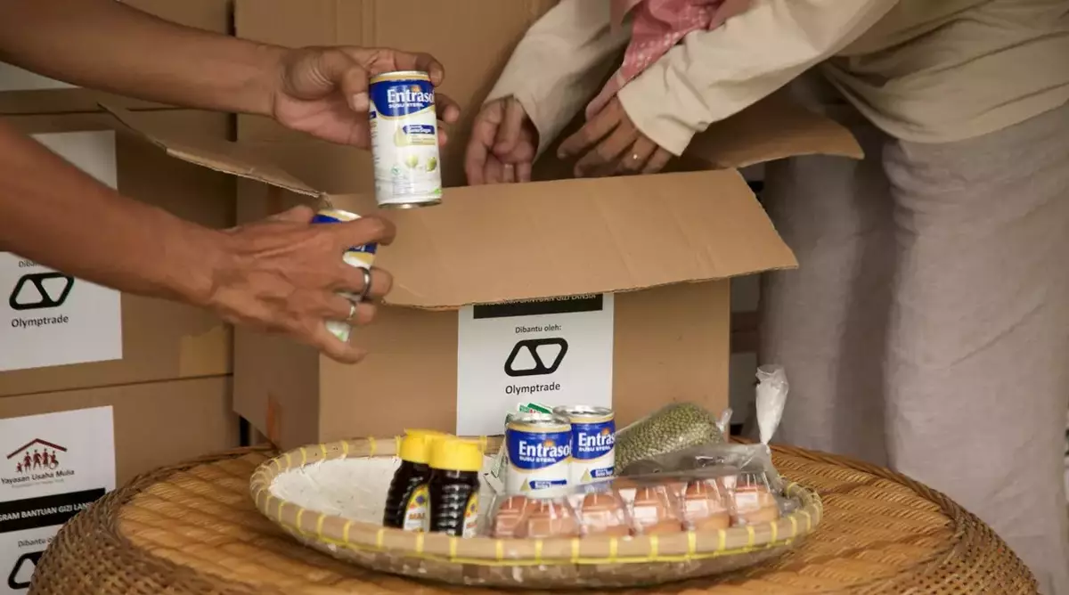 Eight Months of Care: Olymptrade Supports Elderly Communities