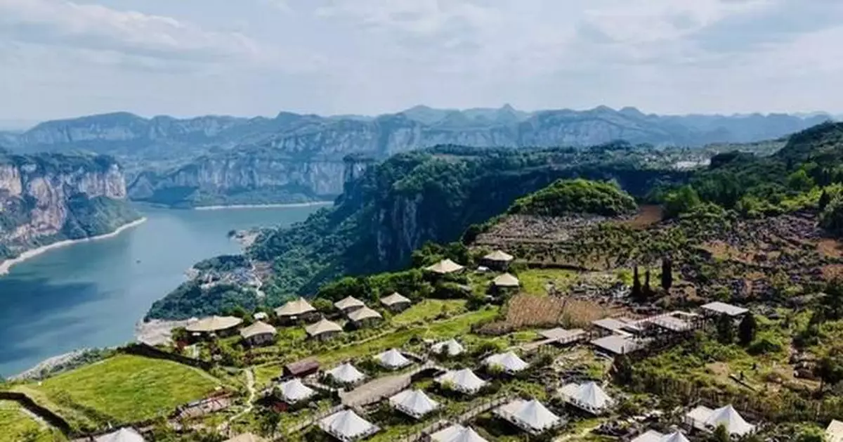 Mountain Villages Reborn: Guizhou's Homestay Economy Breathes New Life into Vibrant Ethnic Hamlets