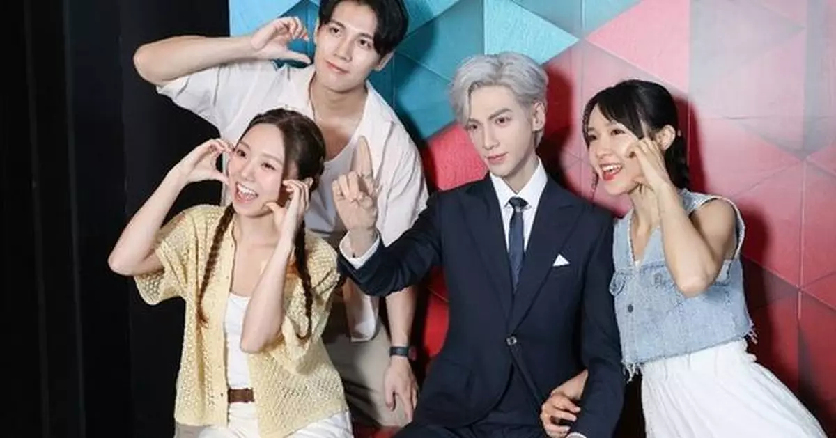 Madame Tussauds Hong Kong Celebrates the Arrival of Two Major Chinese Superstars: Hua Chenyu and Luo Yunxi's Permanent Wax Figures