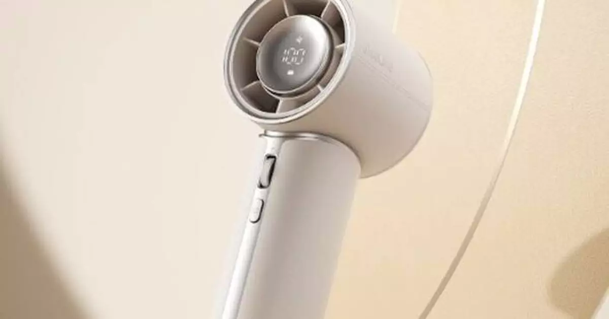 JisuLife's Pro 1 Mini Handheld Fan Launch Debut - where style meets sensorial
