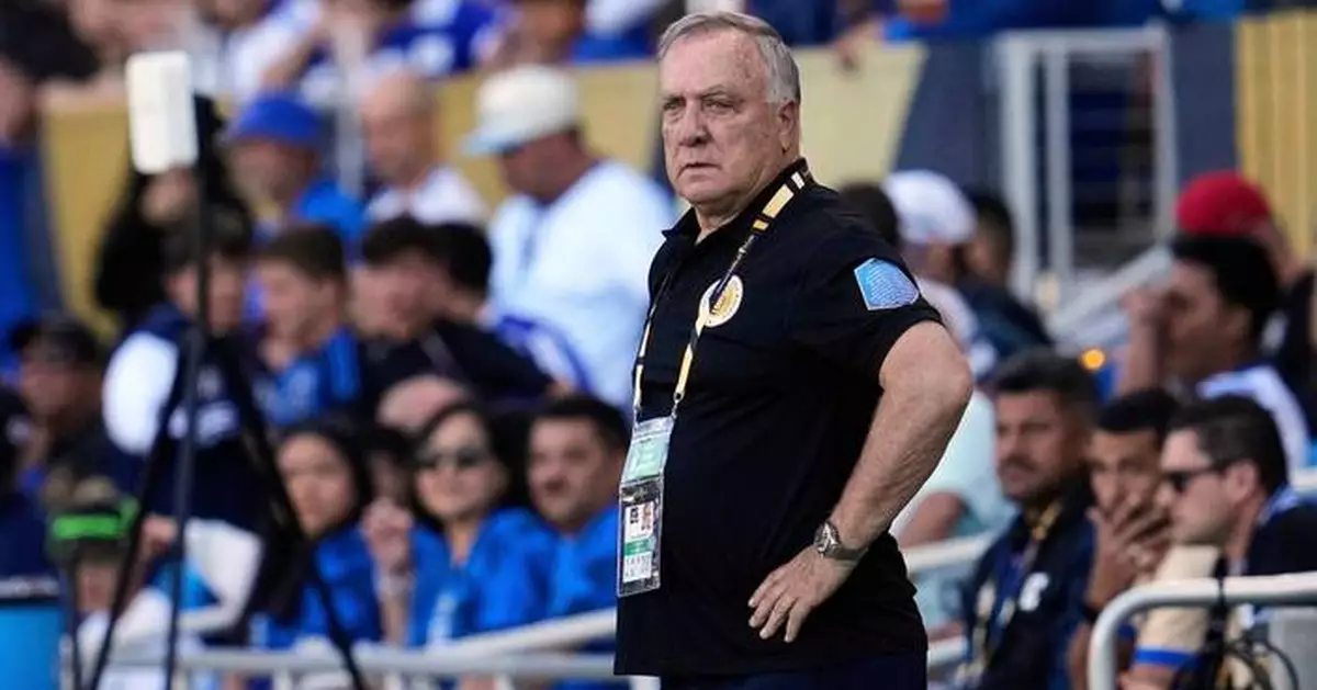 Curaçao rehires Dick Advocaat as coach for the World Cup three months after he resigned