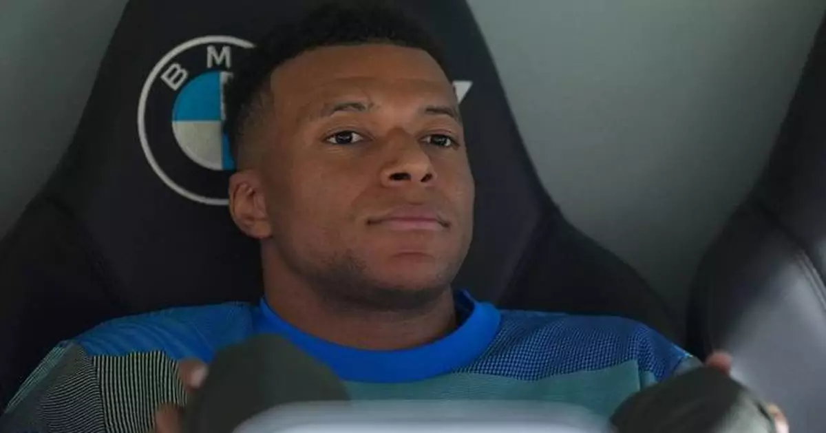 Mbappé says Real Madrid coach Arbeloa has made him the team's 4th-choice striker