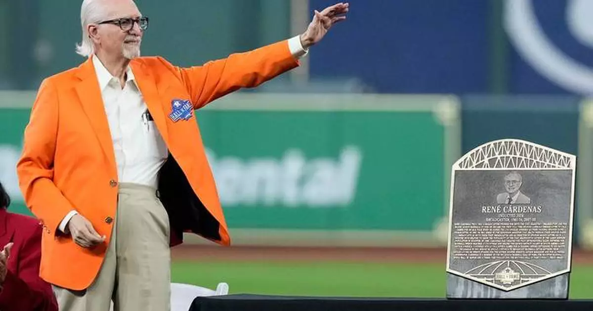 René Cárdenas, pioneer in Spanish-language broadcasts of MLB games, dies at 96