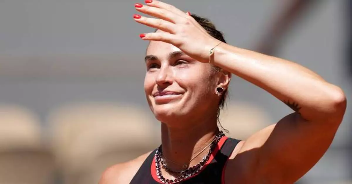 Sabalenka's necklaces sparkle as top-ranked star wins in French Open sunshine, Medvedev loses