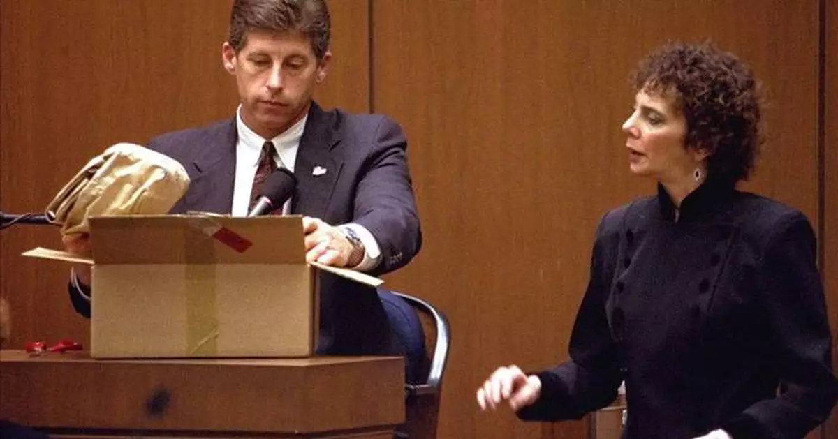 Mark Fuhrman, former LA police detective convicted of lying during OJ Simpson murder trial, has died