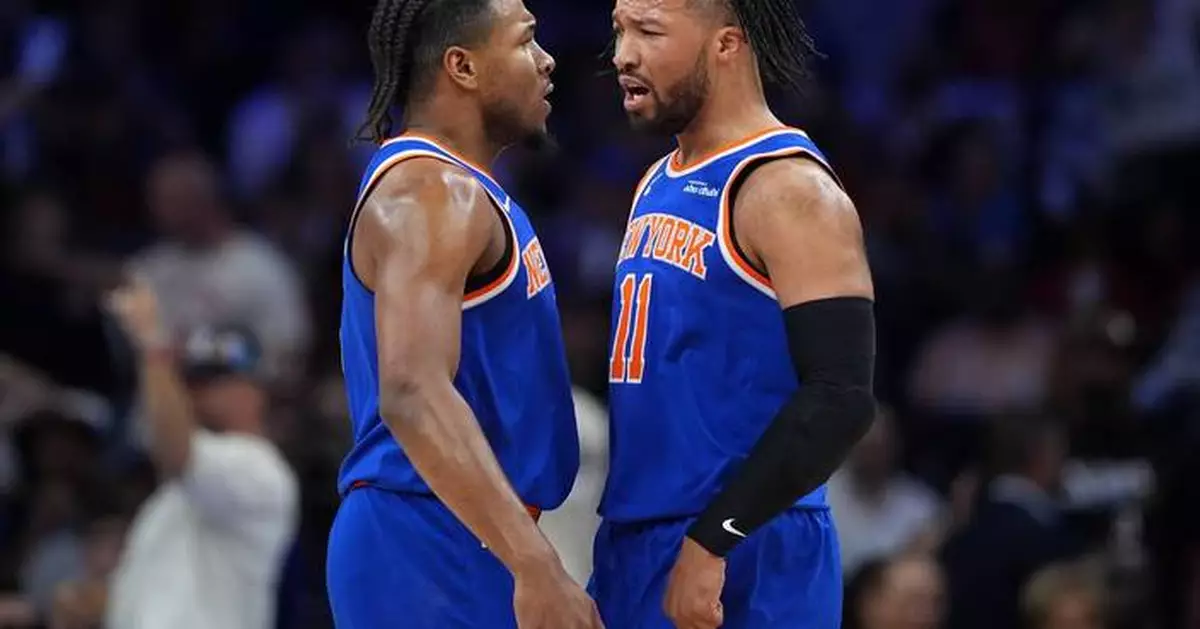 Knicks bury 76ers 144-114 behind Game 4 3-point barrage, back in East finals for 2nd straight year
