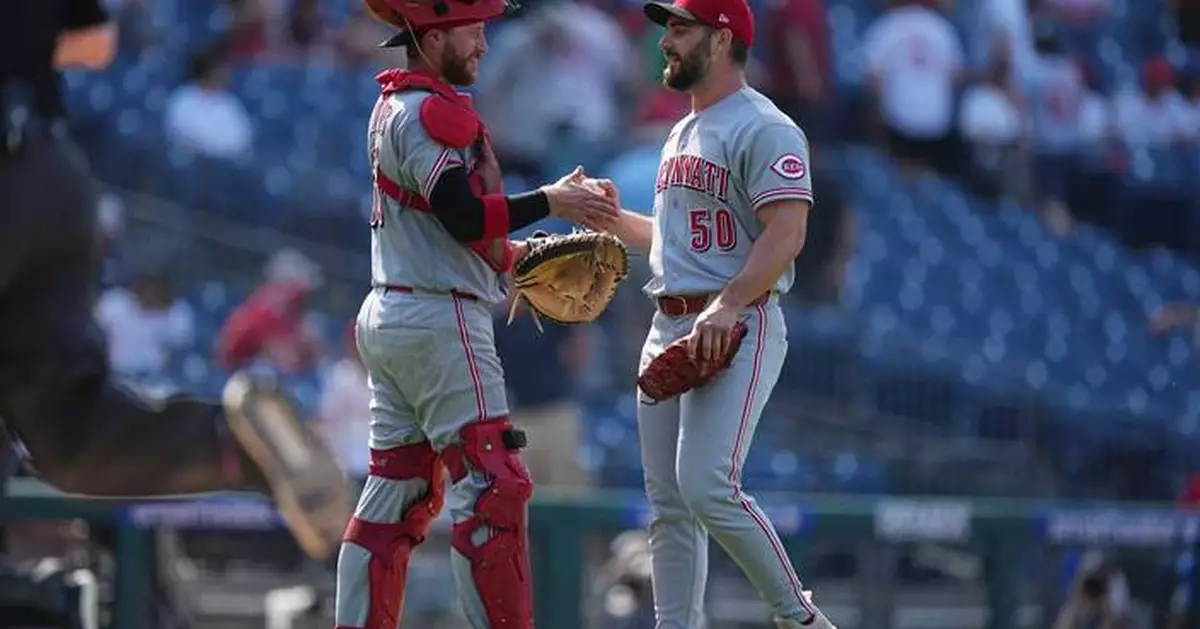 Nathaniel Lowe has 2 doubles, drives in 3 as Reds beat Phils 9-4 for Mattingly's first series loss