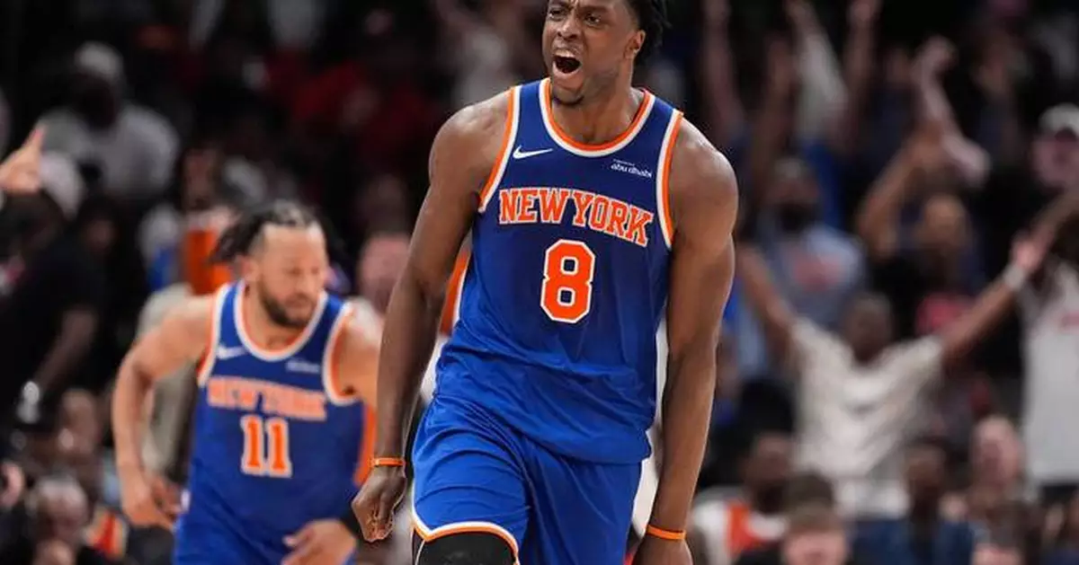 Knicks’ OG Anunoby is out for Game 3 against 76ers with a hamstring strain, is listed as day to day