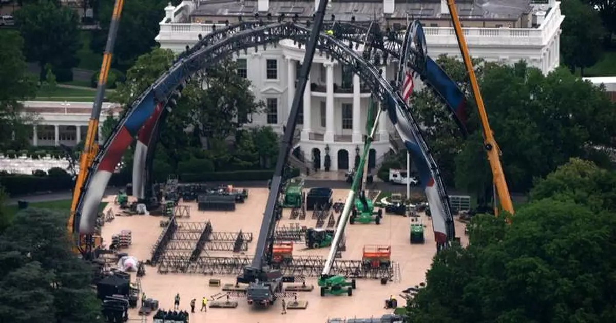 UFC fighting cage rises on White House lawn for bout celebrating America’s 250th anniversary