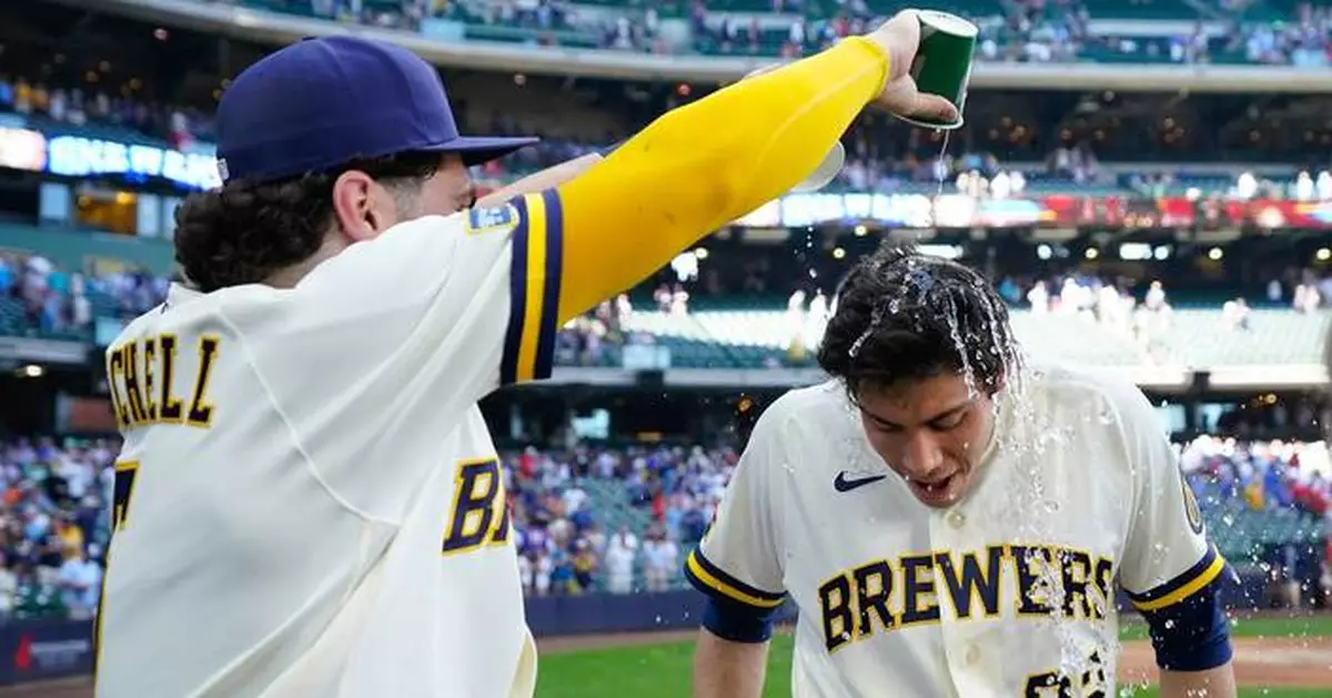 Hitless through seven innings, Brewers rally in eighth to beat Cardinals 2-1