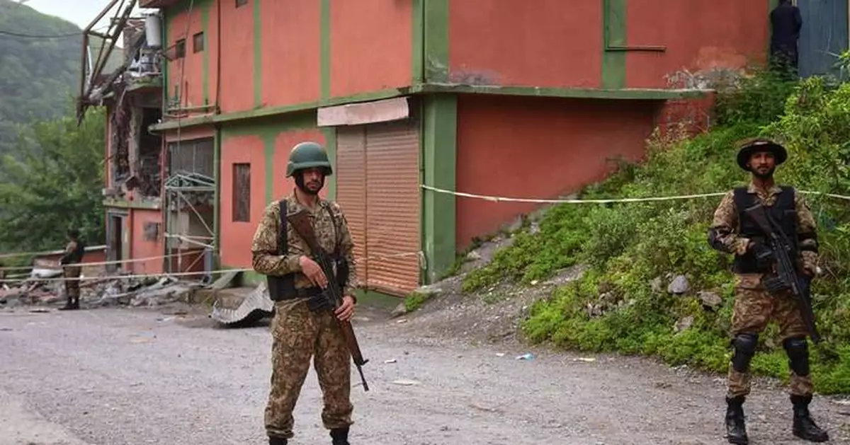 Pakistan warns of strong response to any attack on anniversary of clash with India