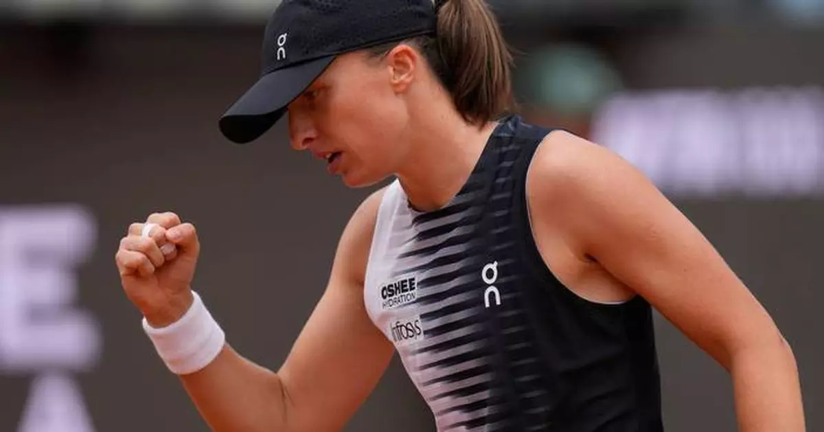 Swiatek steamrolls Pegula to reach Italian Open semifinals