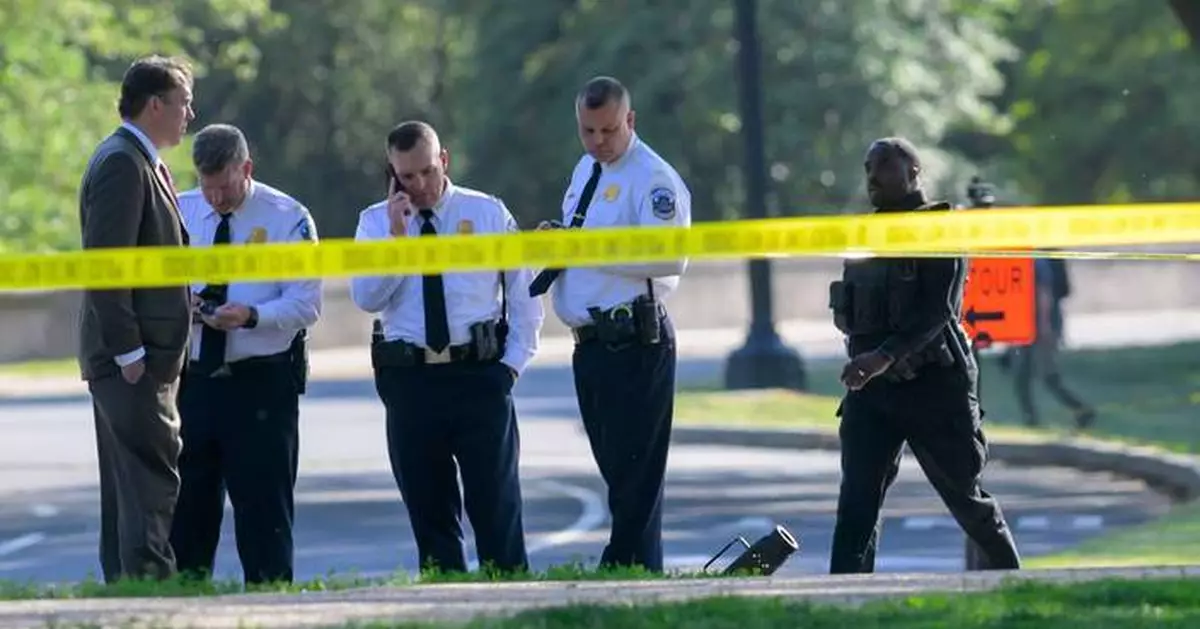 Man charged in DC shooting was walking along the path of Vance's motorcade, agent says